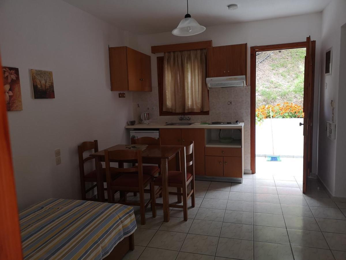 Drosia Apartments Platanias  Eksteriør bilde